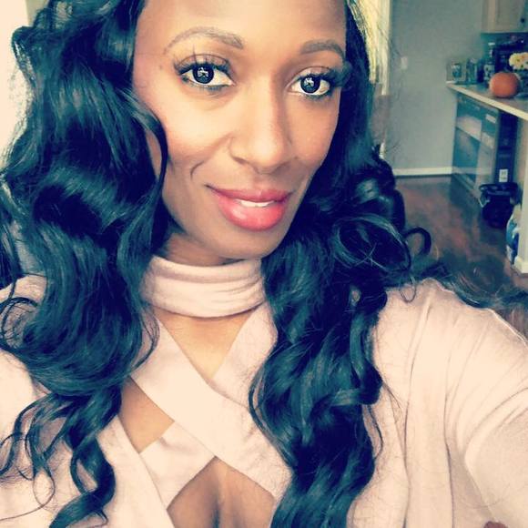 Meet your Posher, Shanta - Picture 2 of 2